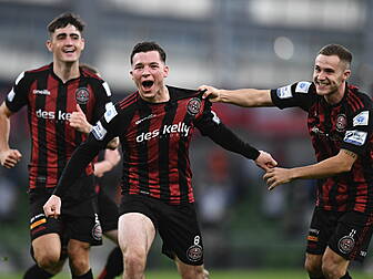 Coote brace secures another fa...